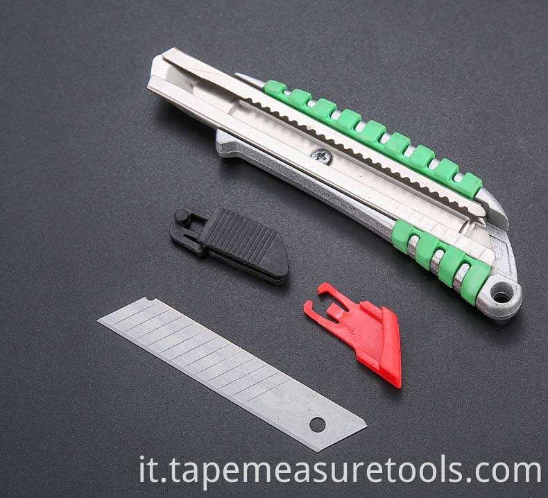 Coltello multiuso rivestito in lega di alluminio da 18 mm